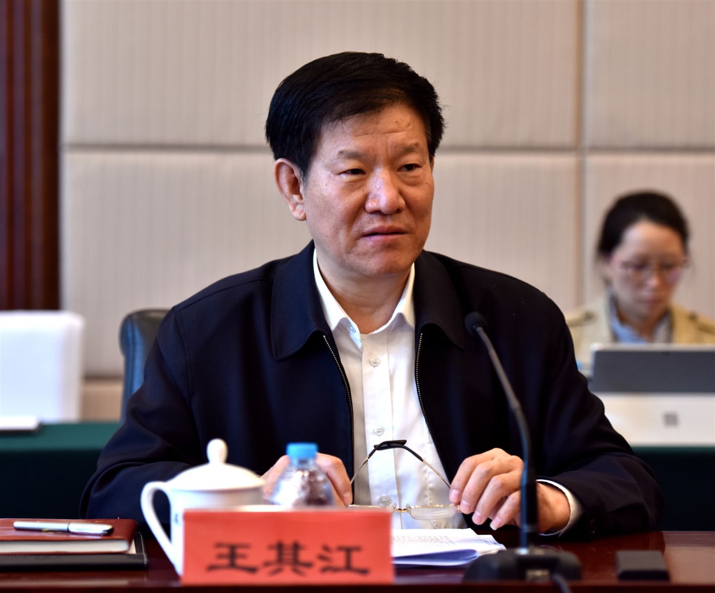 王其江副会长主持召开《统计法(修改草案)》(征求意见稿)专家研讨会